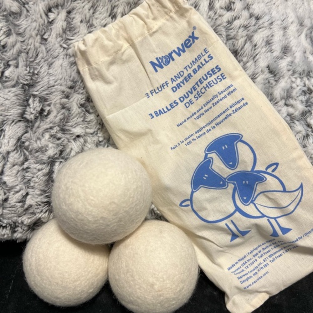 New Norwex Fluff and Tumble dryer balls